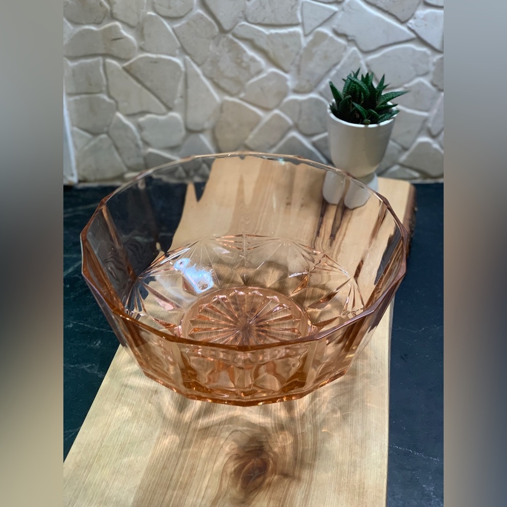 KIG INDONESIA | Vintage | Pink Pressed Glass Serving Bowl